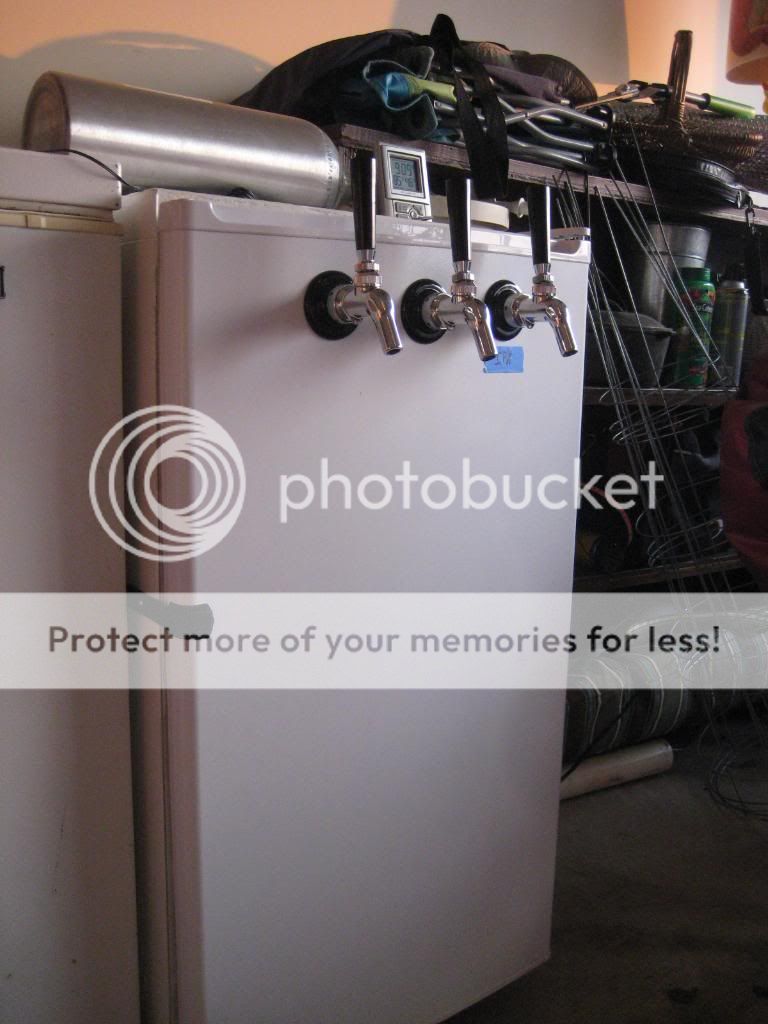 3 Kegs in a MiniFridge! Home Brew Forums