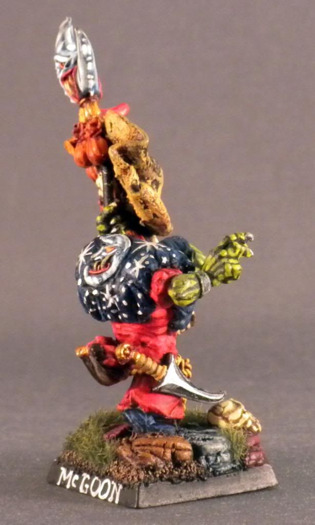 http://i762.photobucket.com/albums/xx269/DeafNala/WHFB/Goblins/156Mad-As-A-LoonMcGoon05.jpg